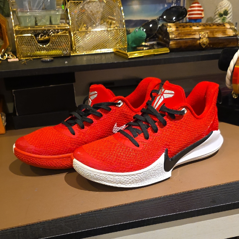 Nike Red and Black Knit Running Sneakers